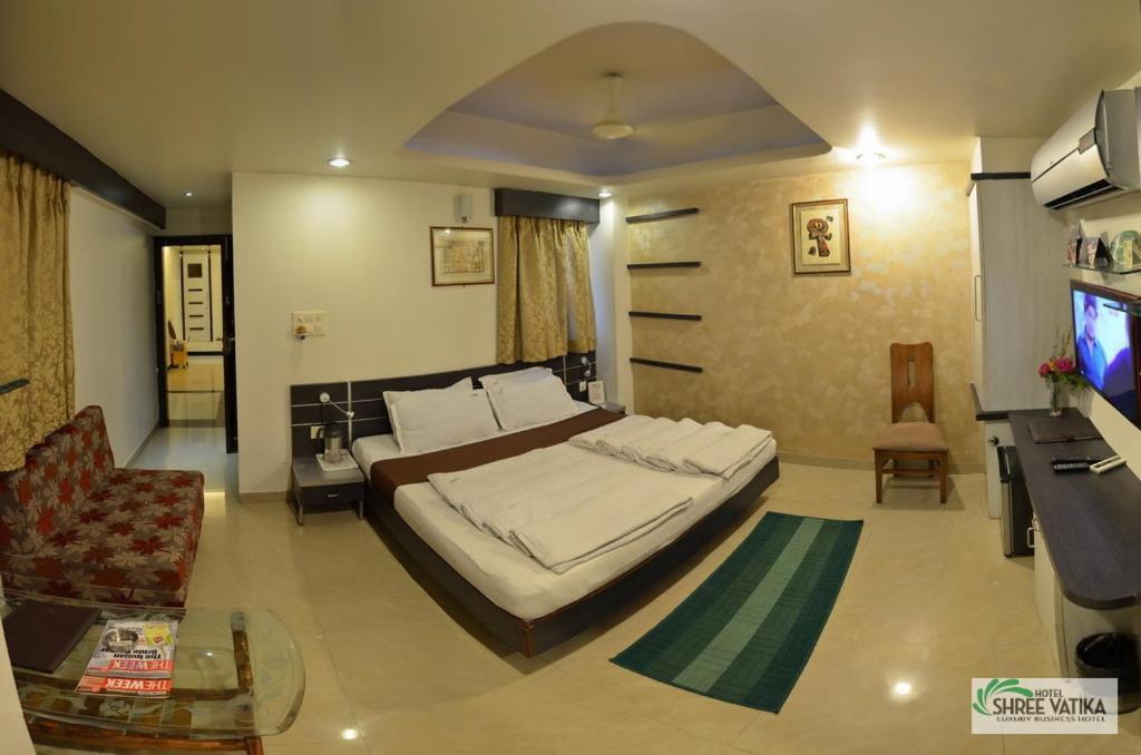 Hotel Shree Vatika Bhopal Buitenkant foto