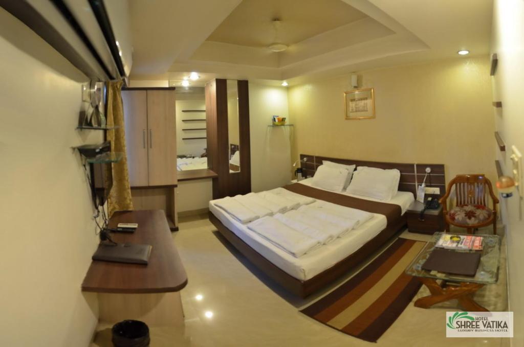 Hotel Shree Vatika Bhopal Buitenkant foto