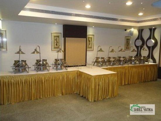 Hotel Shree Vatika Bhopal Buitenkant foto