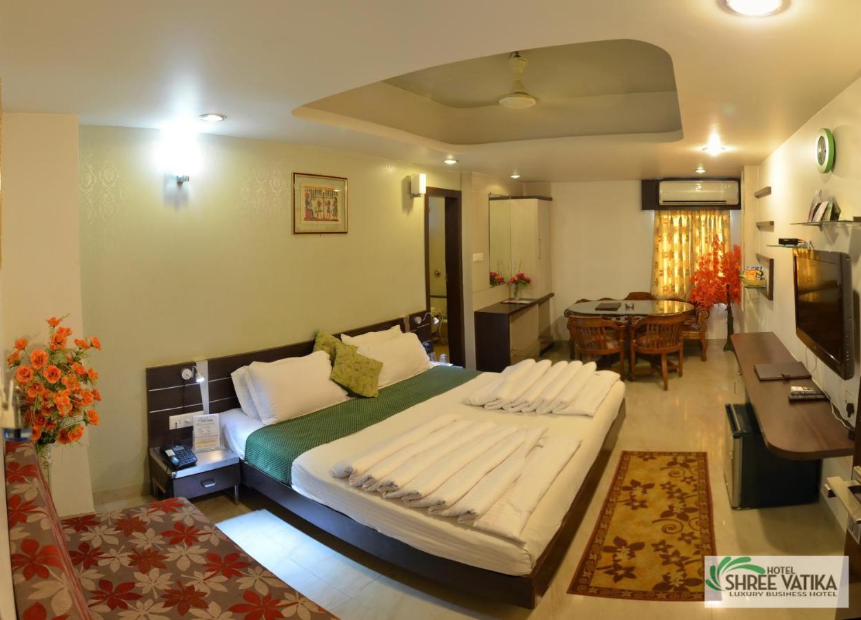 Hotel Shree Vatika Bhopal Buitenkant foto